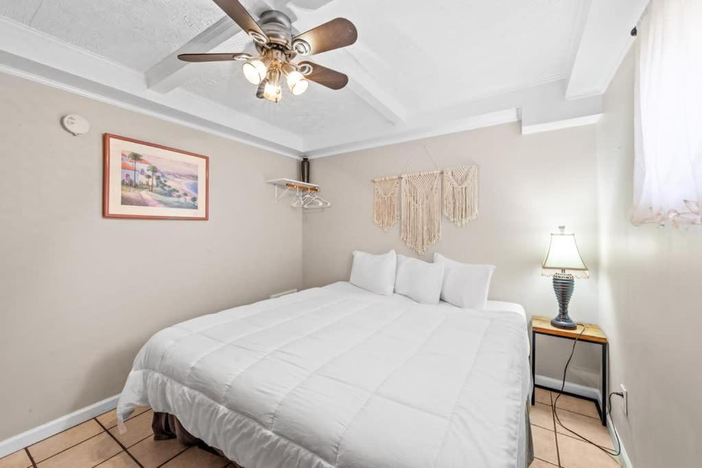 1Br With Pool Parking Pets Next To Beach 6 Appartement Myrtle Beach Buitenkant foto