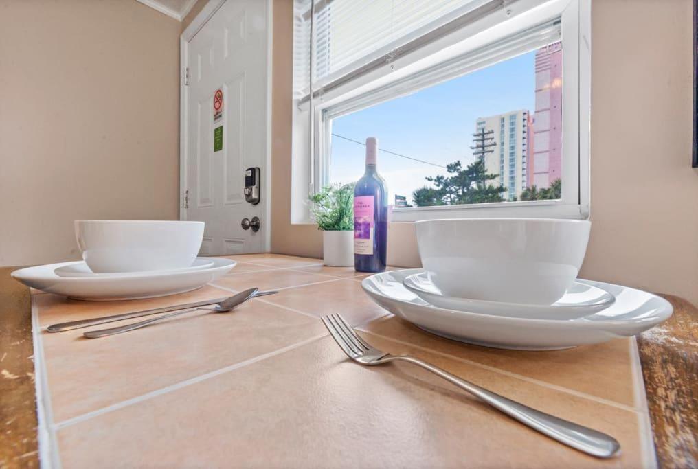 1Br With Pool Parking Pets Next To Beach 6 Appartement Myrtle Beach Buitenkant foto